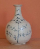 Black-Brush-on-White-Vase-246x300